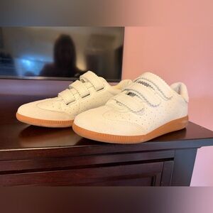 Steve Madden White Sneakers with Gum Sole - Velcro Straps